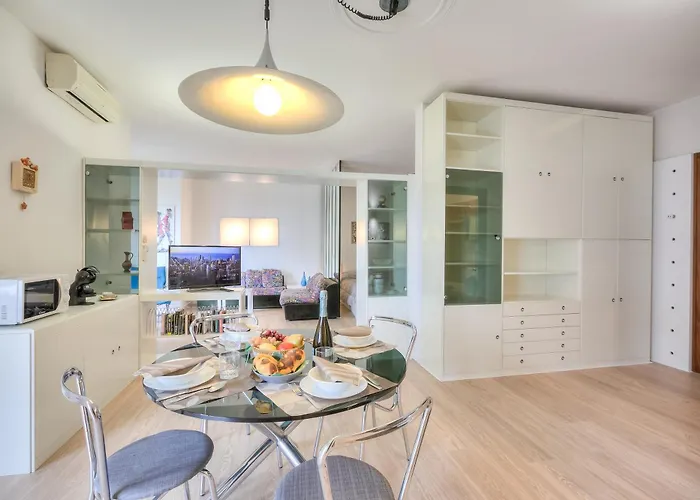 Casa Emma With Sea Glimpse - Happy *