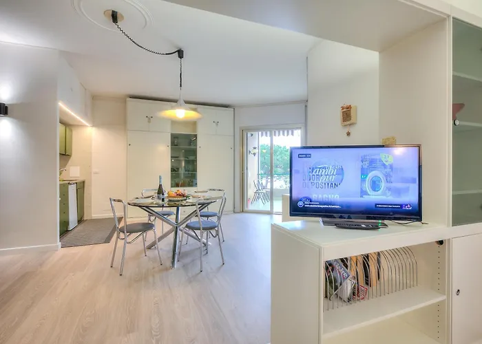 Casa Emma With Sea Glimpse - Happy Апартаменты Санремо