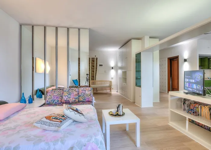 Апартаменты Casa Emma With Sea Glimpse - Happy Санремо