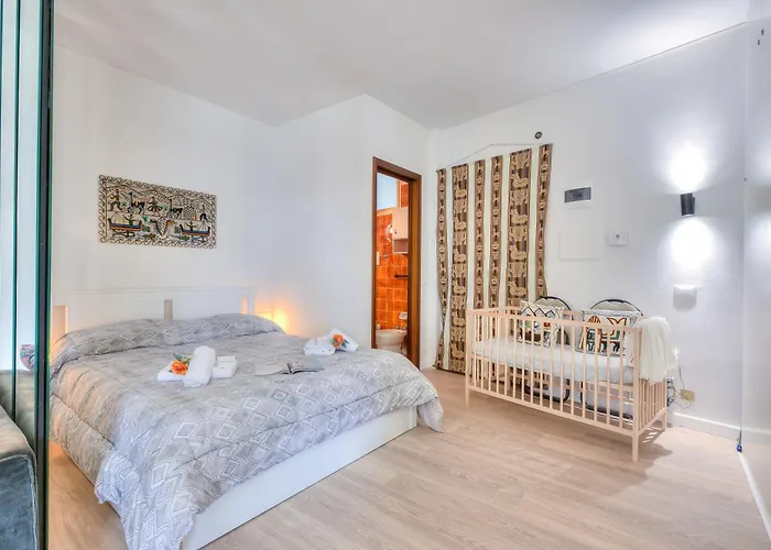 Апартаменты Casa Emma With Sea Glimpse - Happy *