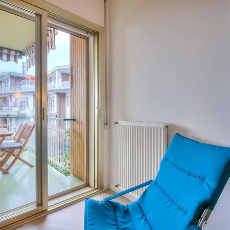 Casa Emma With Sea Glimpse - Happy