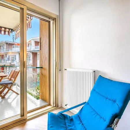 Casa Emma With Sea Glimpse Terrace - Happy *