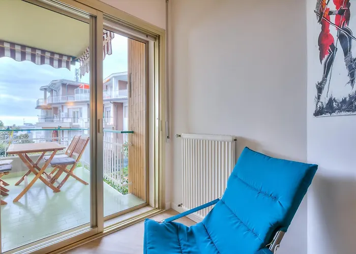 Casa Emma With Sea Glimpse - Happy